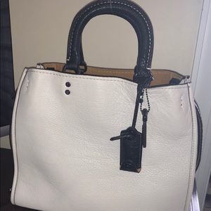 Coach Rogue - 1st generation with Lock and Key -m